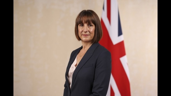 Rachel Reeves Has Literally Cancelled Christmas’: Shoppers Slam Chancellor on Super Saturday Amid Economic Squeeze